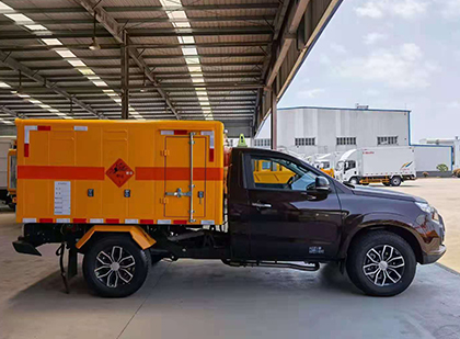 淮滨爆破器材运输车